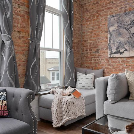 מילסבורג Spacious Luxury Apt In Historic Downtown - Oh Amish Country מראה חיצוני תמונה